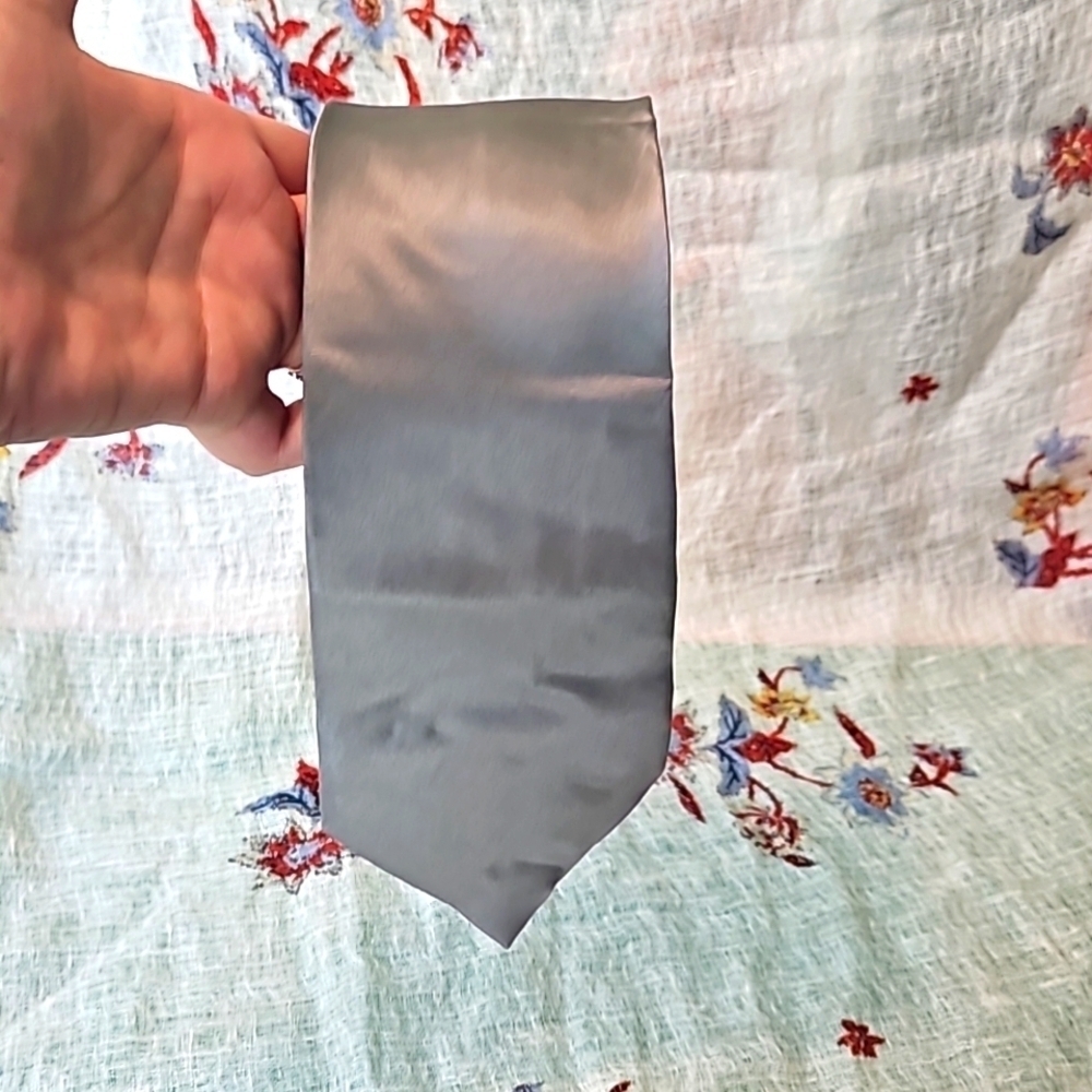 Stanley Blacker Gray Taupe Silk Tie 58 Inch